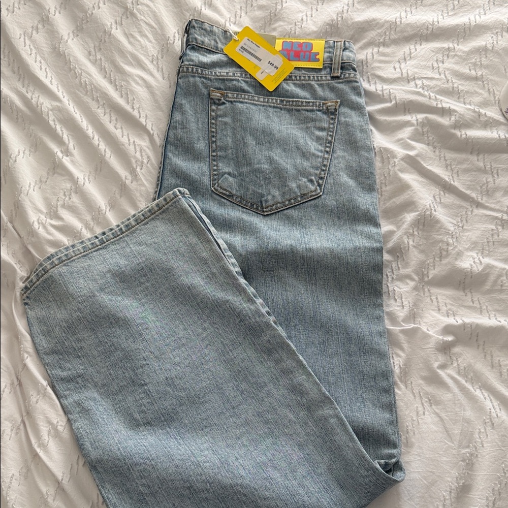 Blue Light Wash Baggy Men’s Jeans -